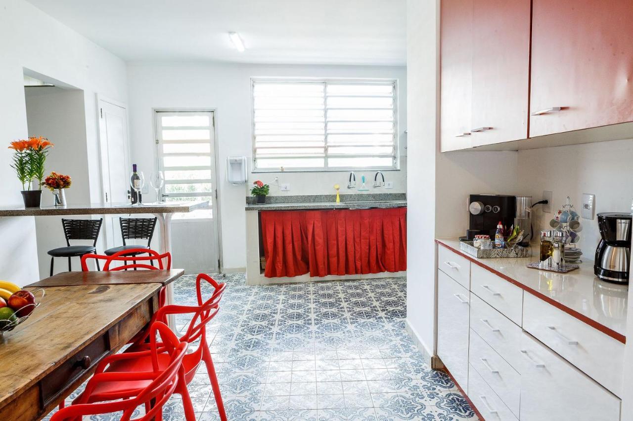 Aluguel De Suites Por Temporada Em Alto De Pinheiros เซาเปาโล ภายนอก รูปภาพ
