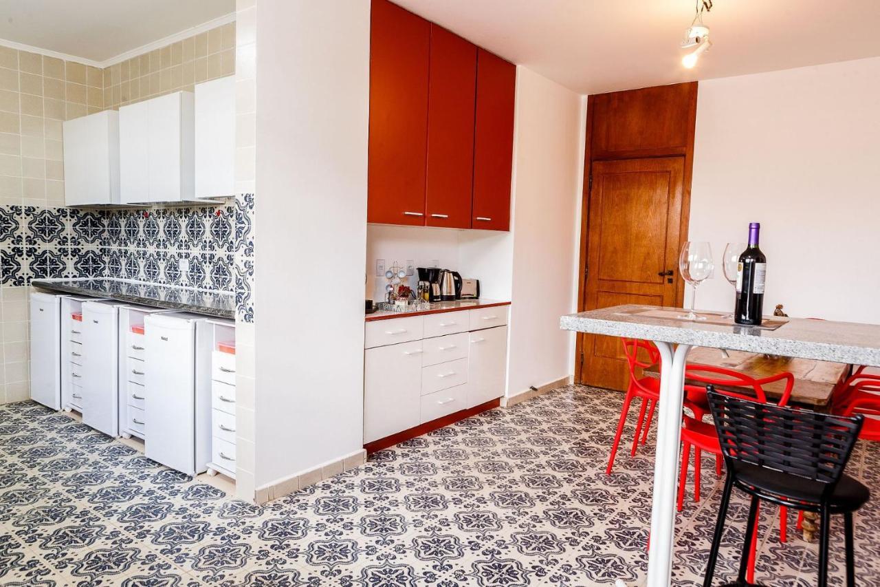 Aluguel De Suites Por Temporada Em Alto De Pinheiros เซาเปาโล ภายนอก รูปภาพ